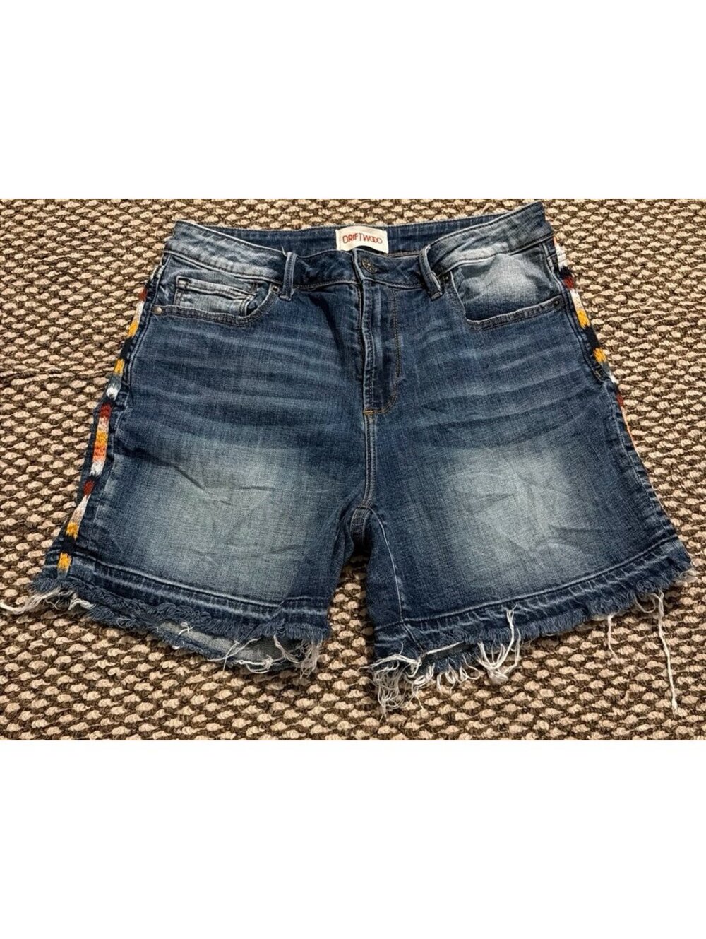 Driftwood Lulu Cherrill Embroidered Side Stripe Released Hem Denim Short Size 29